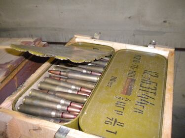 Le foto inedite dell'arsenale nel bunker segreto 11