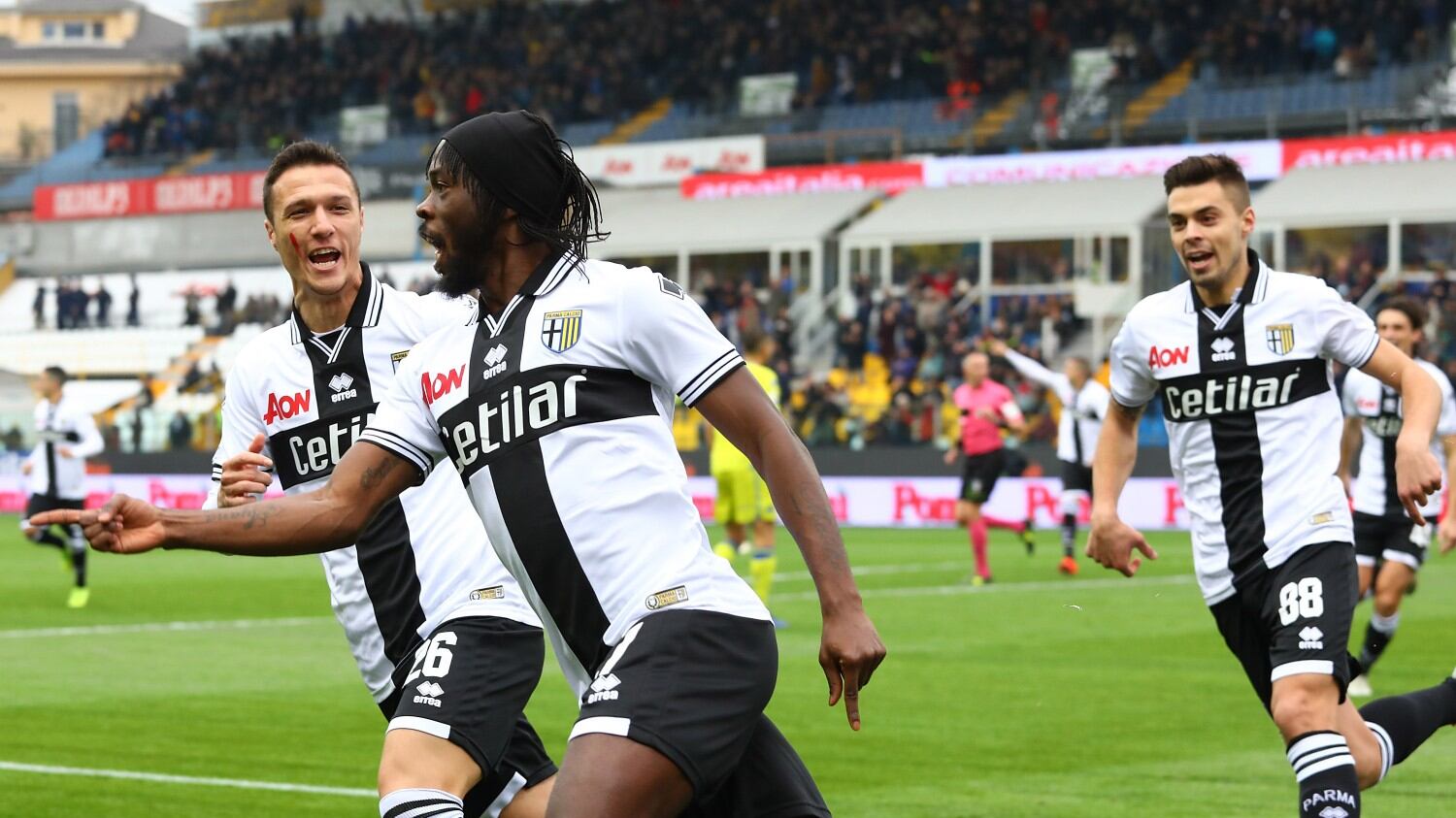 Il Parma vince il derby emiliano: Sassuolo al tappeto per 2-1