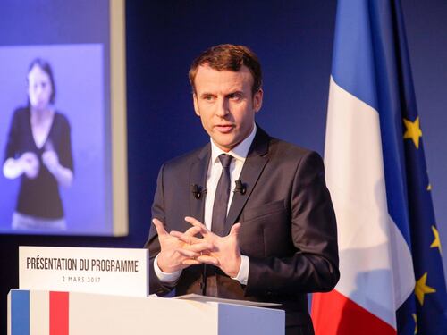 Bruxelles "vota" al ballottaggio "Con Macron vince l'Europa"