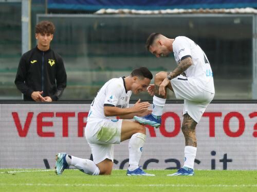 Il Napoli cala il tris a Verona: Politano e Kvara "salvano" Garcia