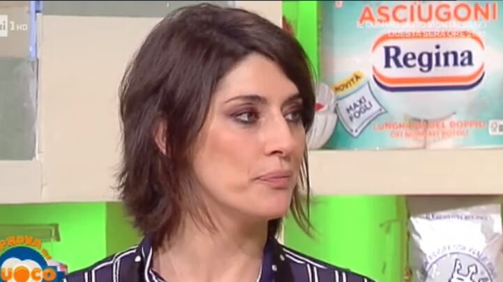 Elisa Isoardi gela lo studio: "Quando avrò figli? Aspetta e spera"