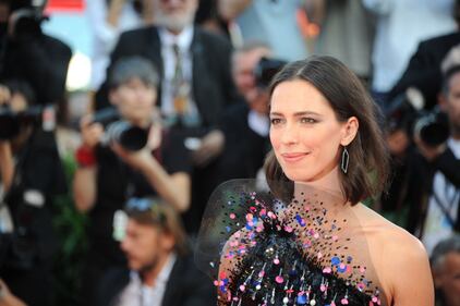 Venezia, attrici sexy sul primo red carpet 16
