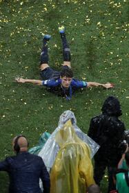 La Francia solleva la Coppa del Mondo: tutte le foto della festa  1