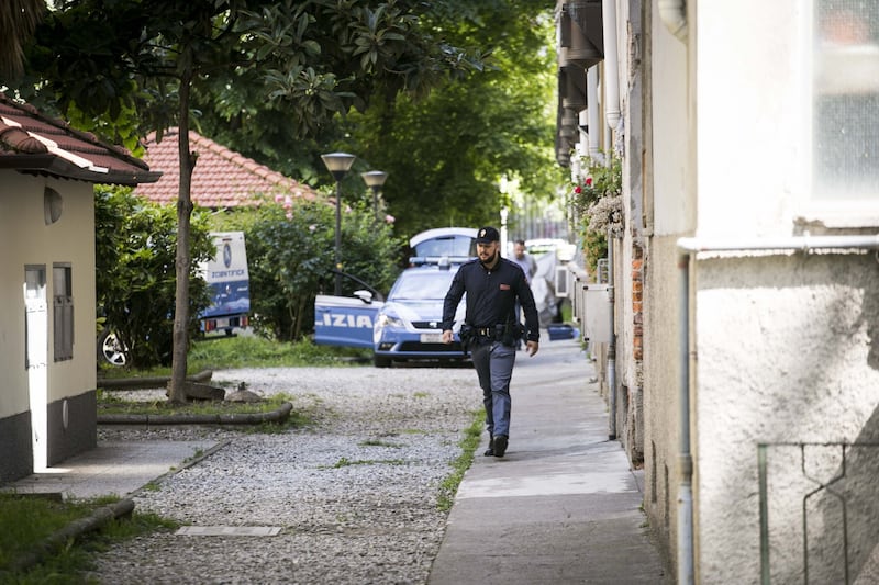 Milano, le immagini della casa del bimbo di due anni trovato morto 8