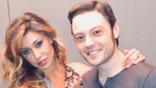 Tiziano Ferro posta foto con Belen, ma i fan del cantante non gradiscono