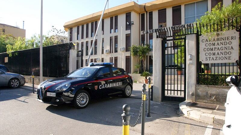 Catania, schiaffi e spintoni alla madre ottantaquattrenne: arrestato