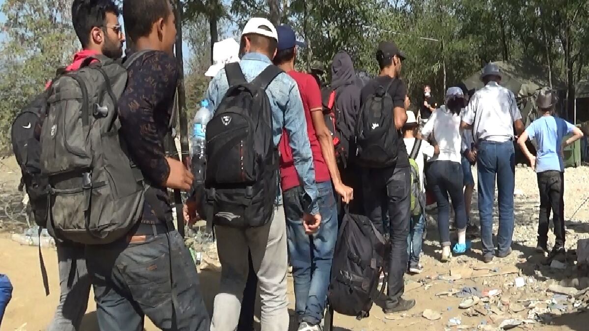 L'allarme dei migranti cristiani: "L'Isis si annida tra i profughi"