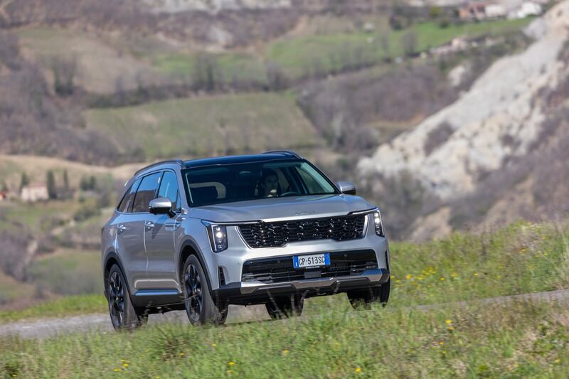 Kia Sorento 2024: guarda tutte le foto 11