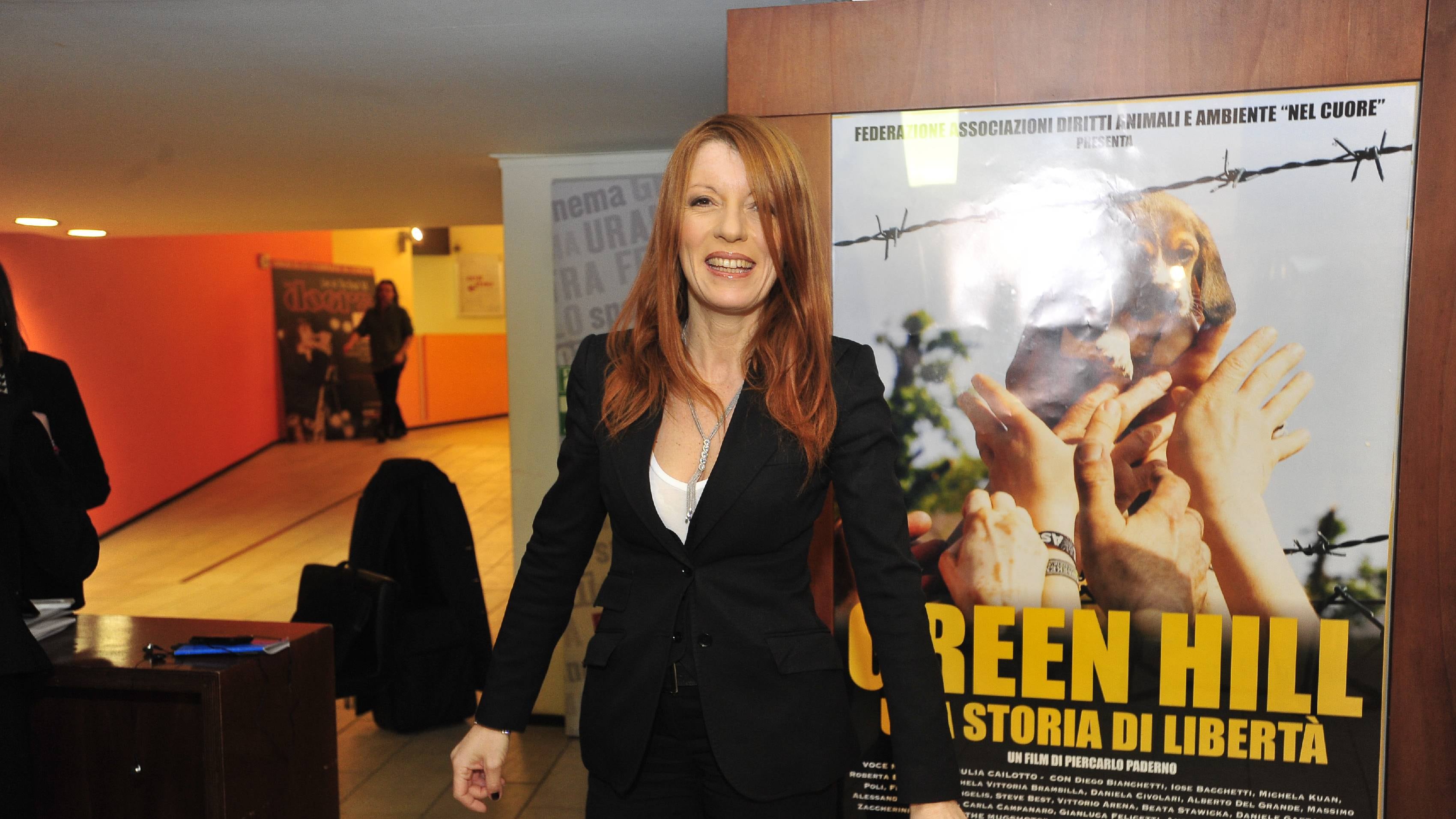 La liberazione dei beagle, storia di libertà in un film