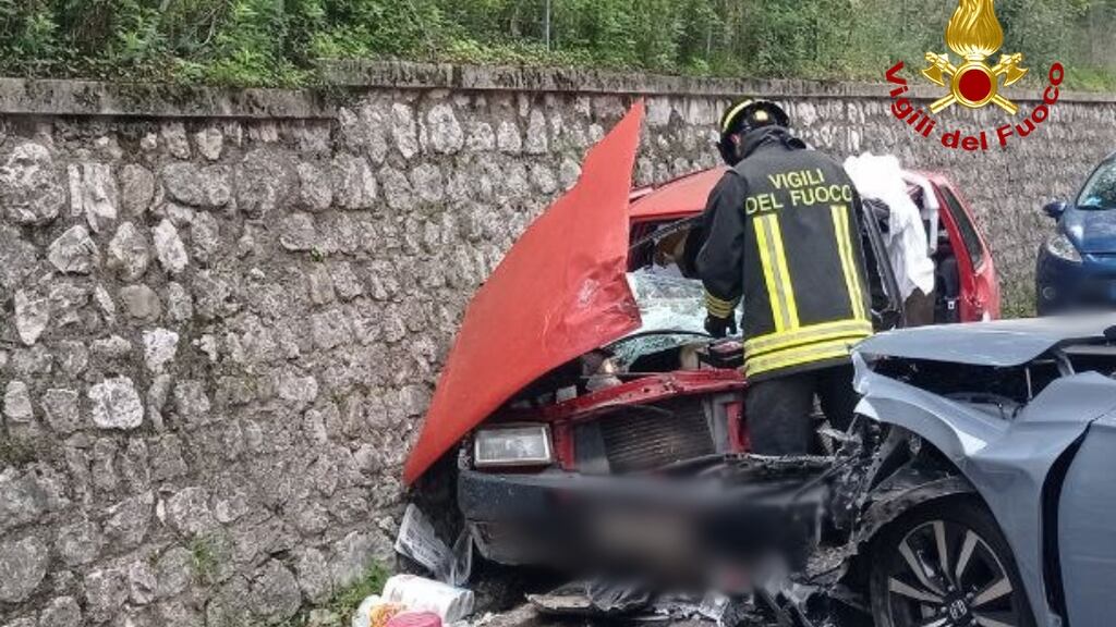 Ubriaco sulla Google Car, prima l'incidente, poi l'urina fuori dal finestrino. Fermato 38enne