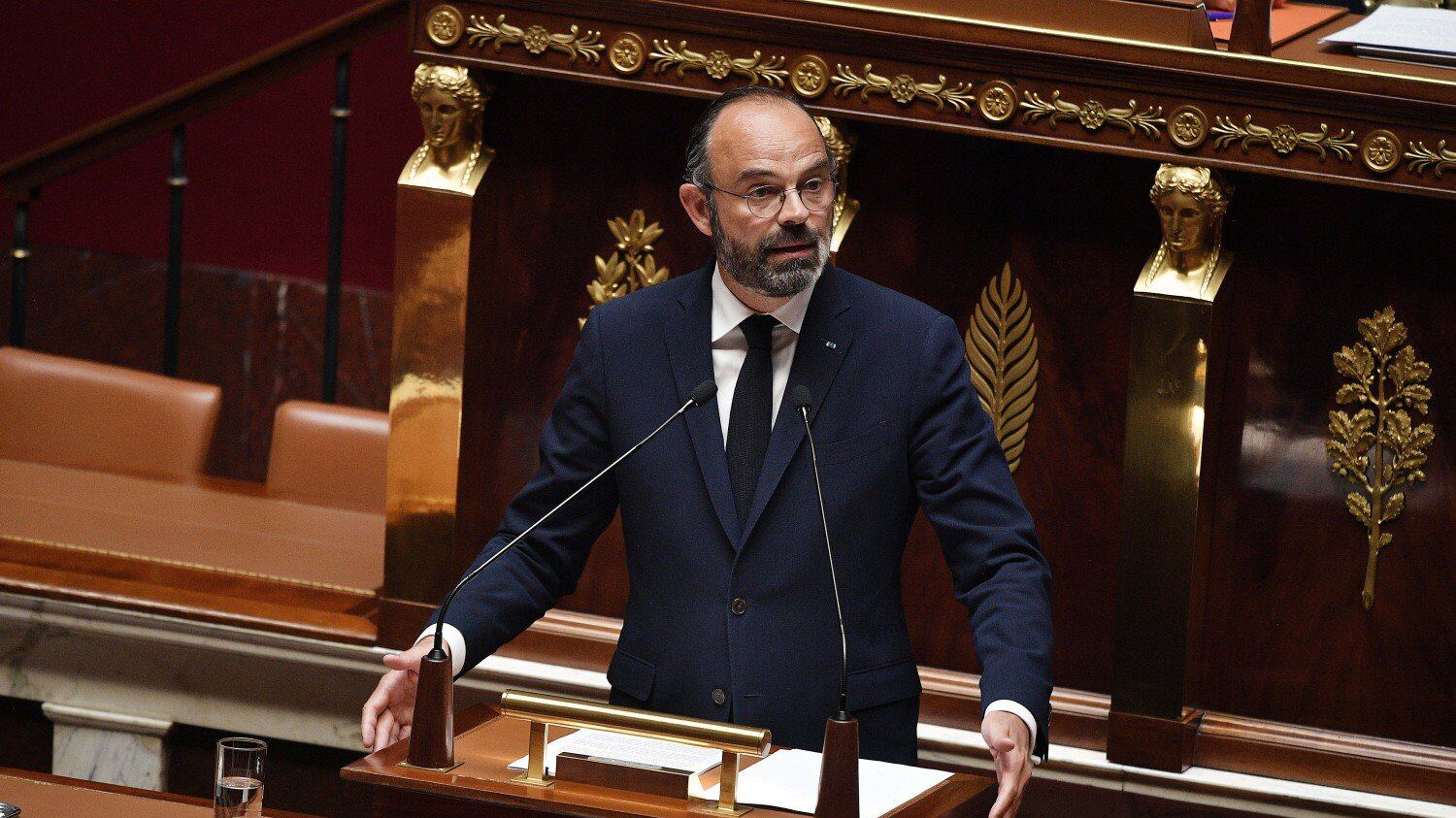 Sì a negozi, no a scuole: in Francia la fase 2 al via dall'11 maggio