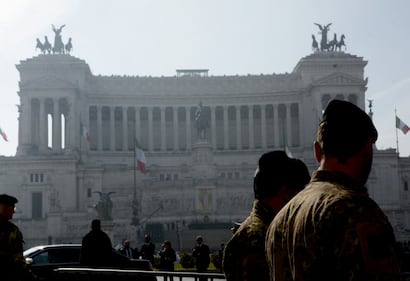 La sfilata delle Forze armate 11