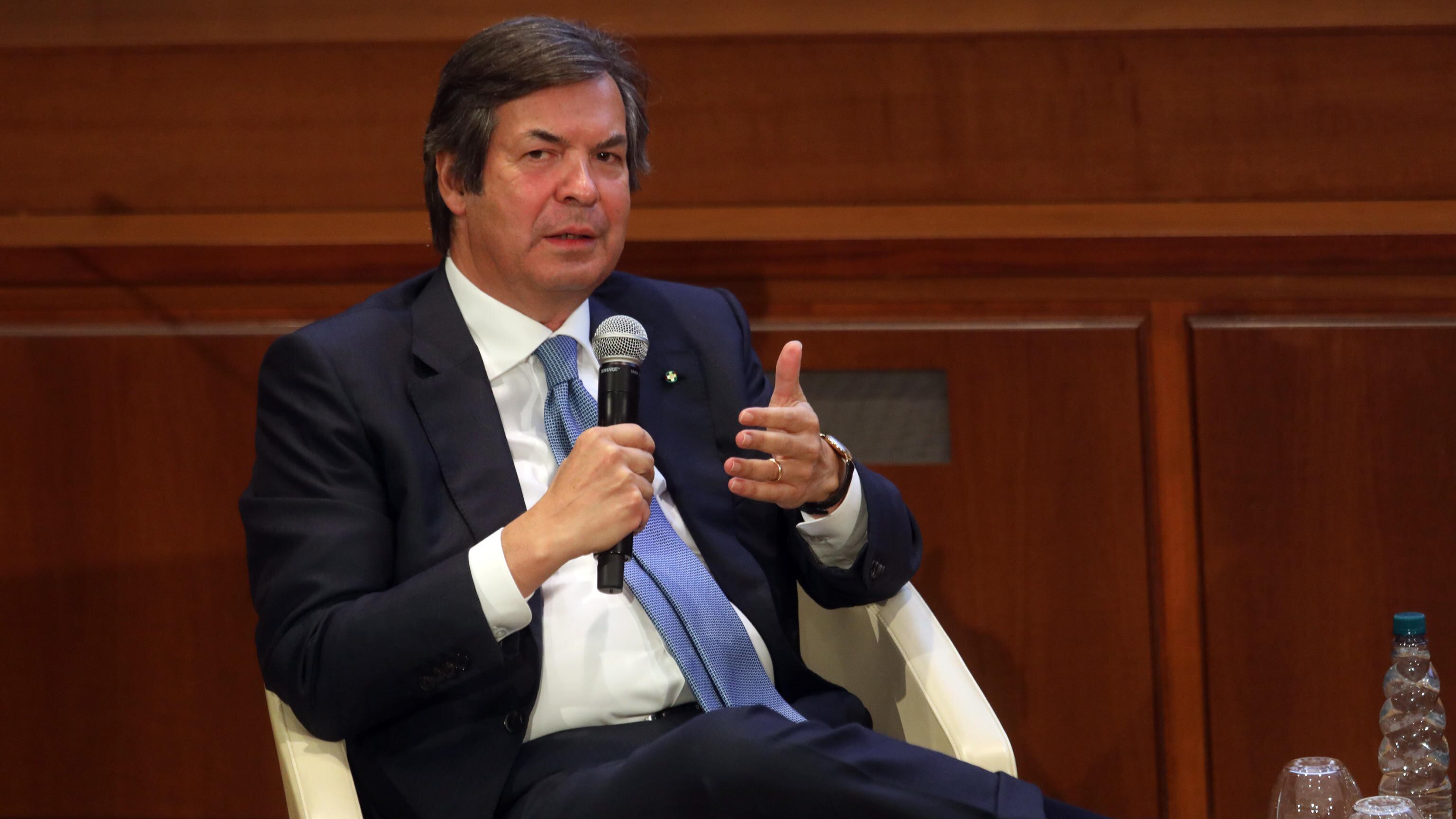 Intesa svela Isybank: più dividendi