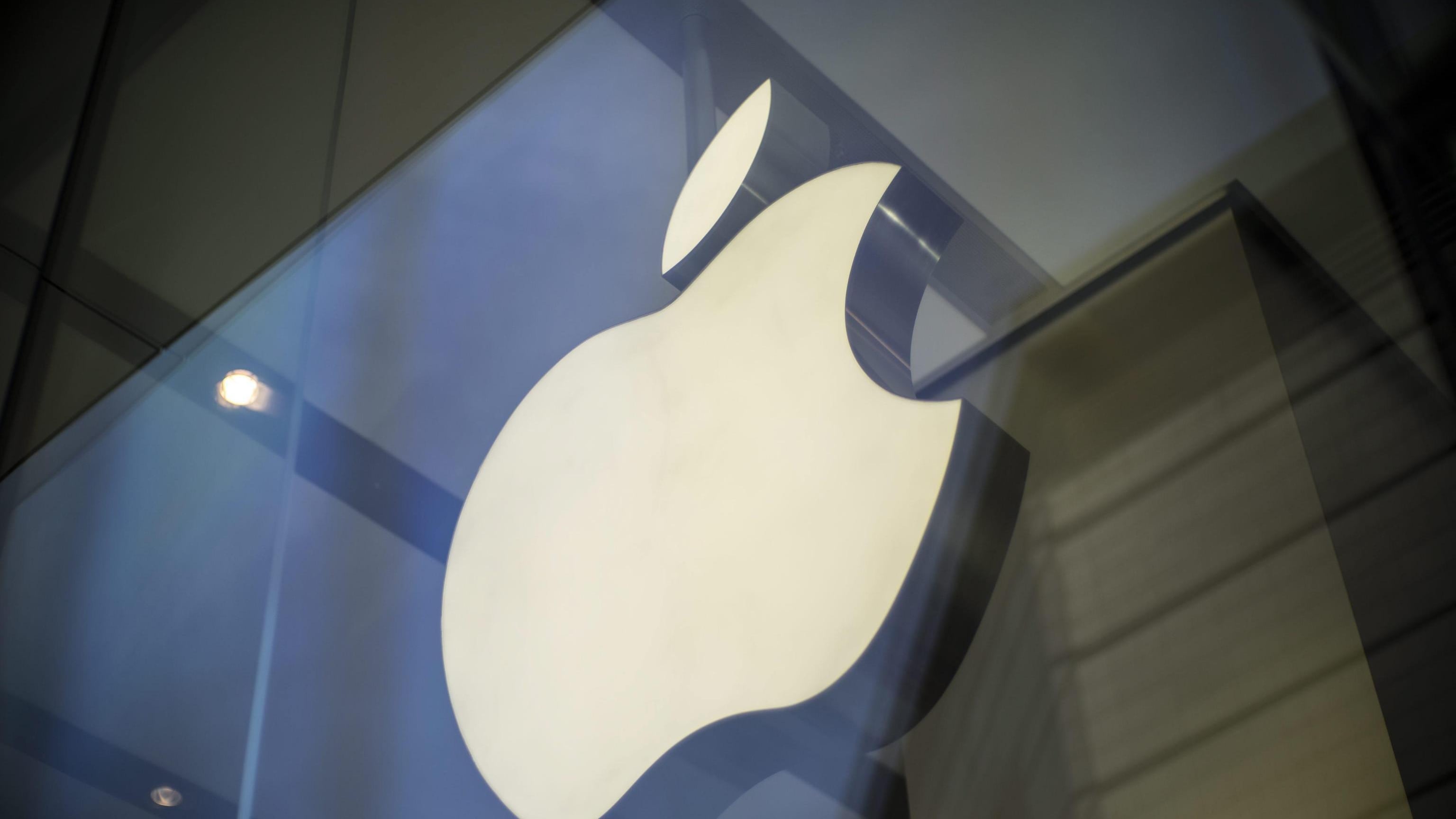 Guerra dei brevetti, tregua Apple-Samsung. Ma solo fuori dagli Usa