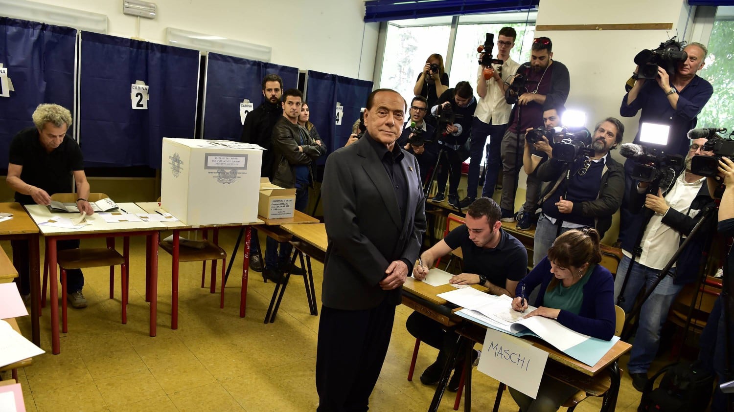 La seconda traversata del deserto: dal golpe in Senato all'euroseggio