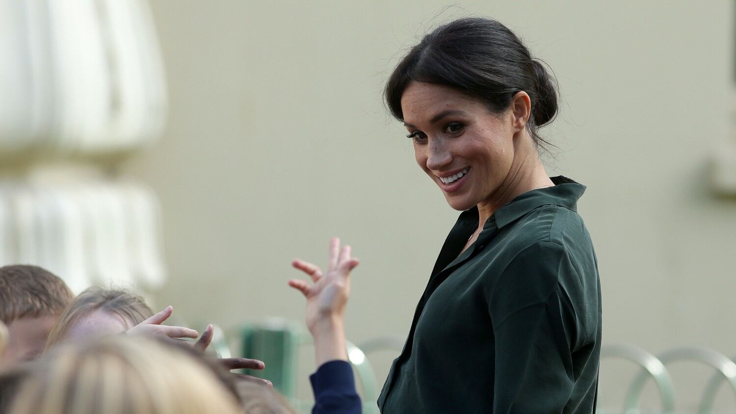 Meghan Markle fugge in America per vedere l'amica Serena Williams