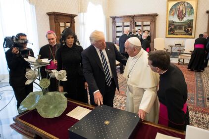 Melania Trump incontra Papa Francesco 2