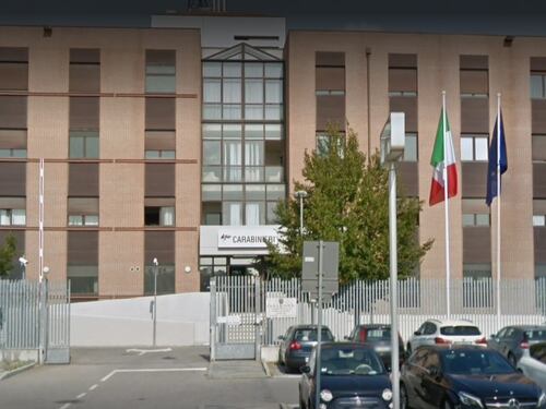Modena, tunisini ubriachi al bar aggrescono carabinieri: fermati