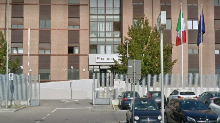 Modena, tunisini ubriachi al bar aggrescono carabinieri: fermati