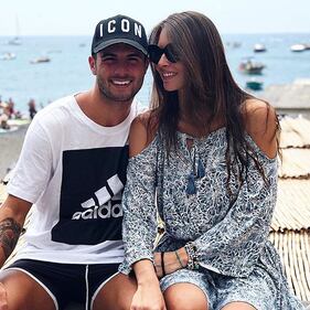 Francesca Valenti ha fatto perdere la testa a Cutrone: ecco le foto dell'ex Miss Milano 7