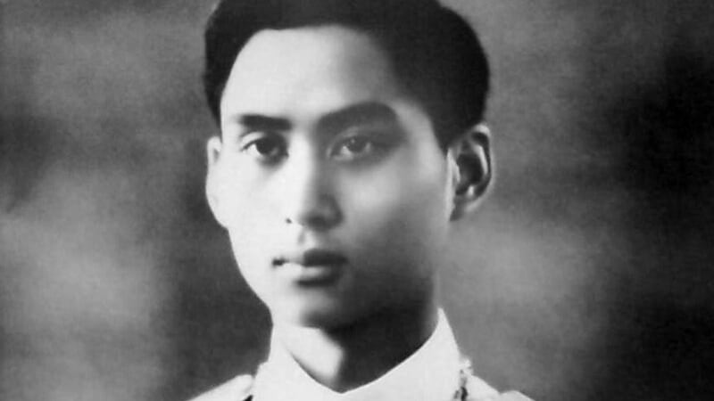 La pistola e gli occhiali. La misteriosa morte del Re di Thailandia Rama VIII
