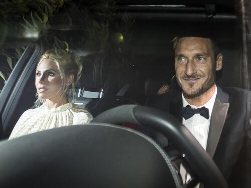 "L'ex di Belen…": è lui l'uomo tra Totti e la Blasi?