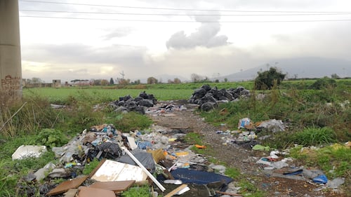 Nella Terra dei fuochi, tra le discariche a cielo aperto mai sparite 5