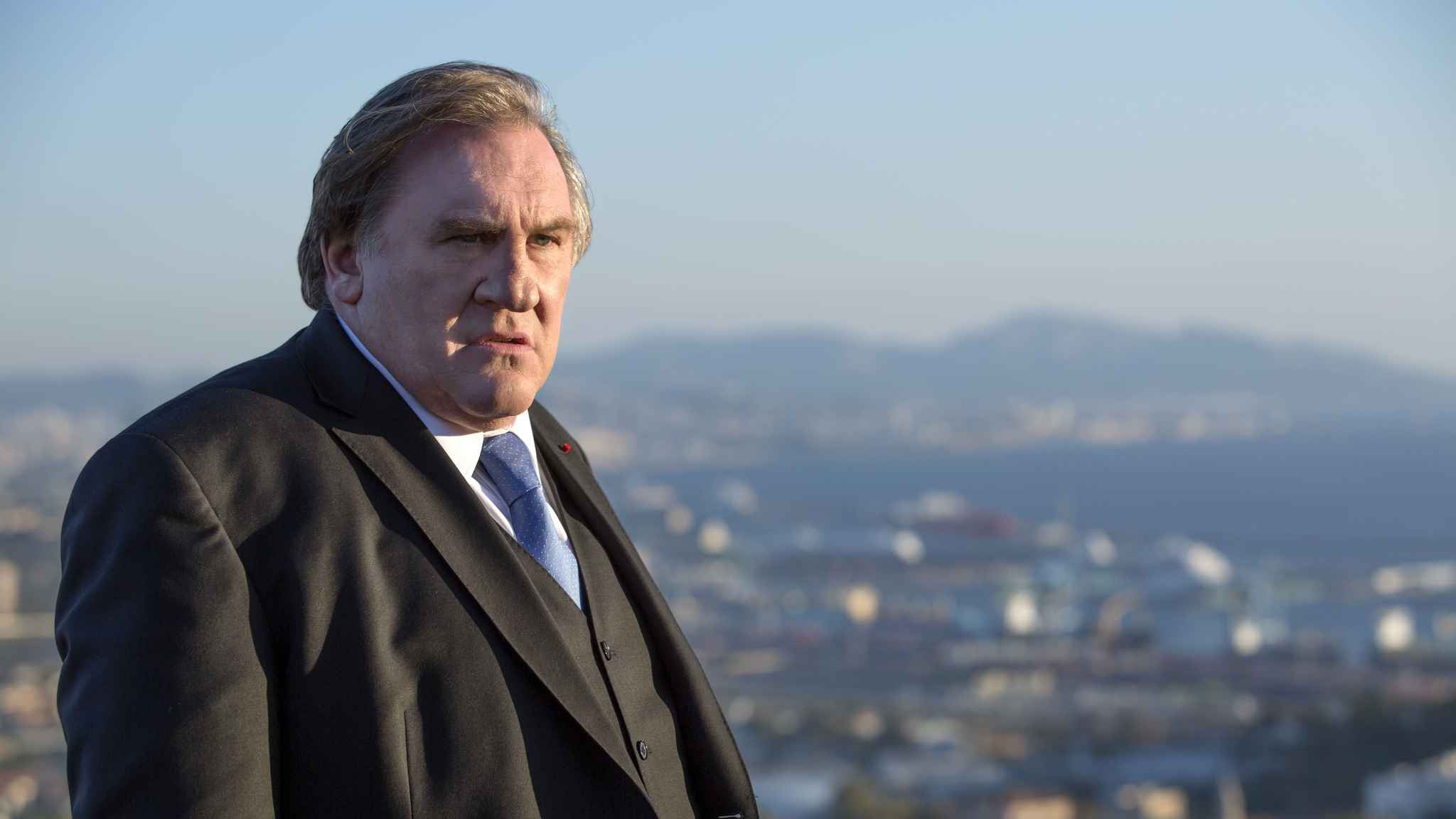 Houellebecq e Depardieu: "Siamo la vergogna della Francia"