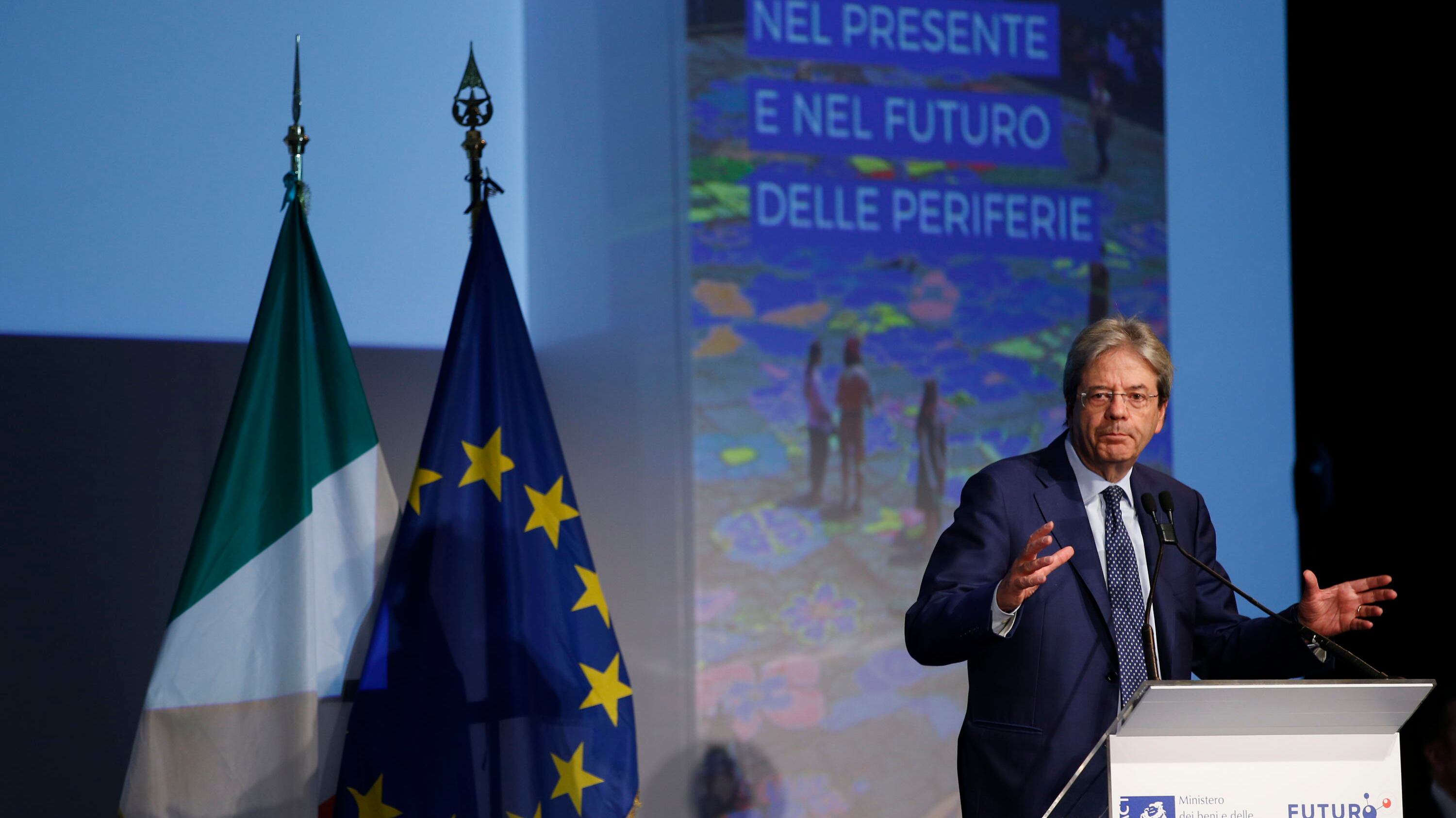 Fincantieri, Gentiloni non cede. "Difendere interessi nazionali"
