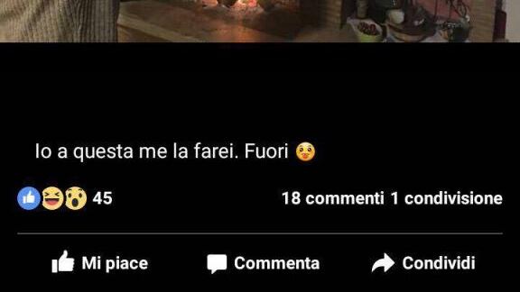 "Io questa me la farei. Fuori". La foto choc: un prete "spara" a Camusso