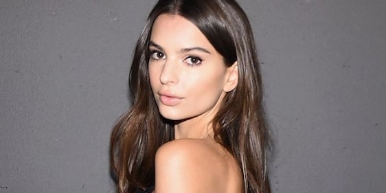 Emily Ratajkowski, Cleopatra bollente per Halloween 32