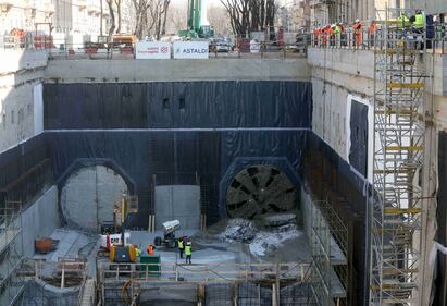 Milano, lo scavo della metro blu 7
