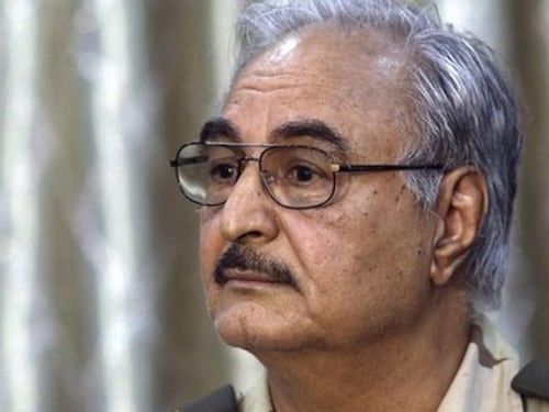 Libia, Tobruk: "Da Italia aggressione". Ma Tripoli benedice la missione