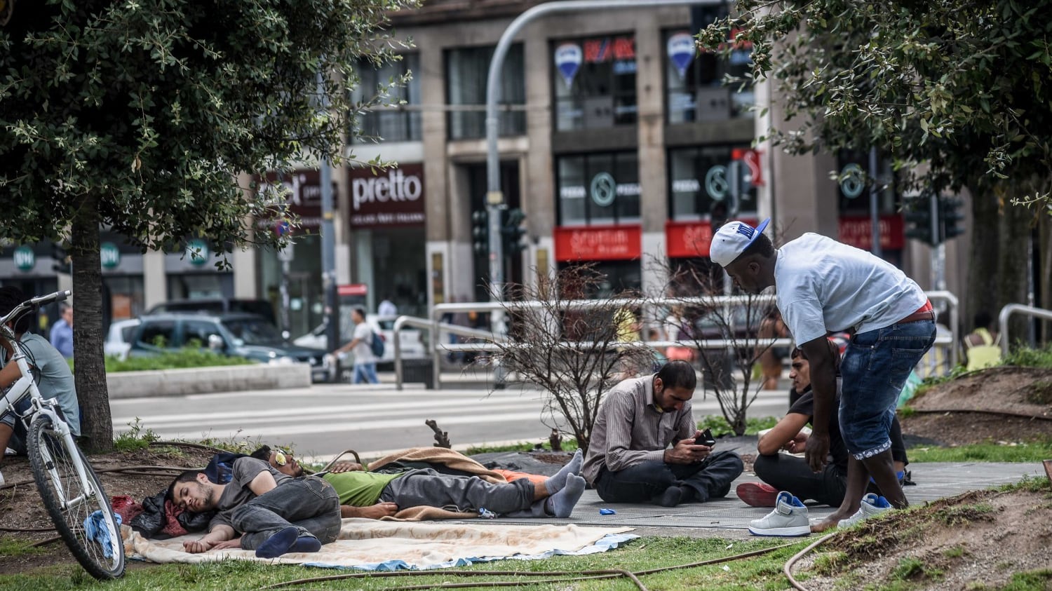 Milano crocevia del disagio «Da qui non ce ne andiamo»