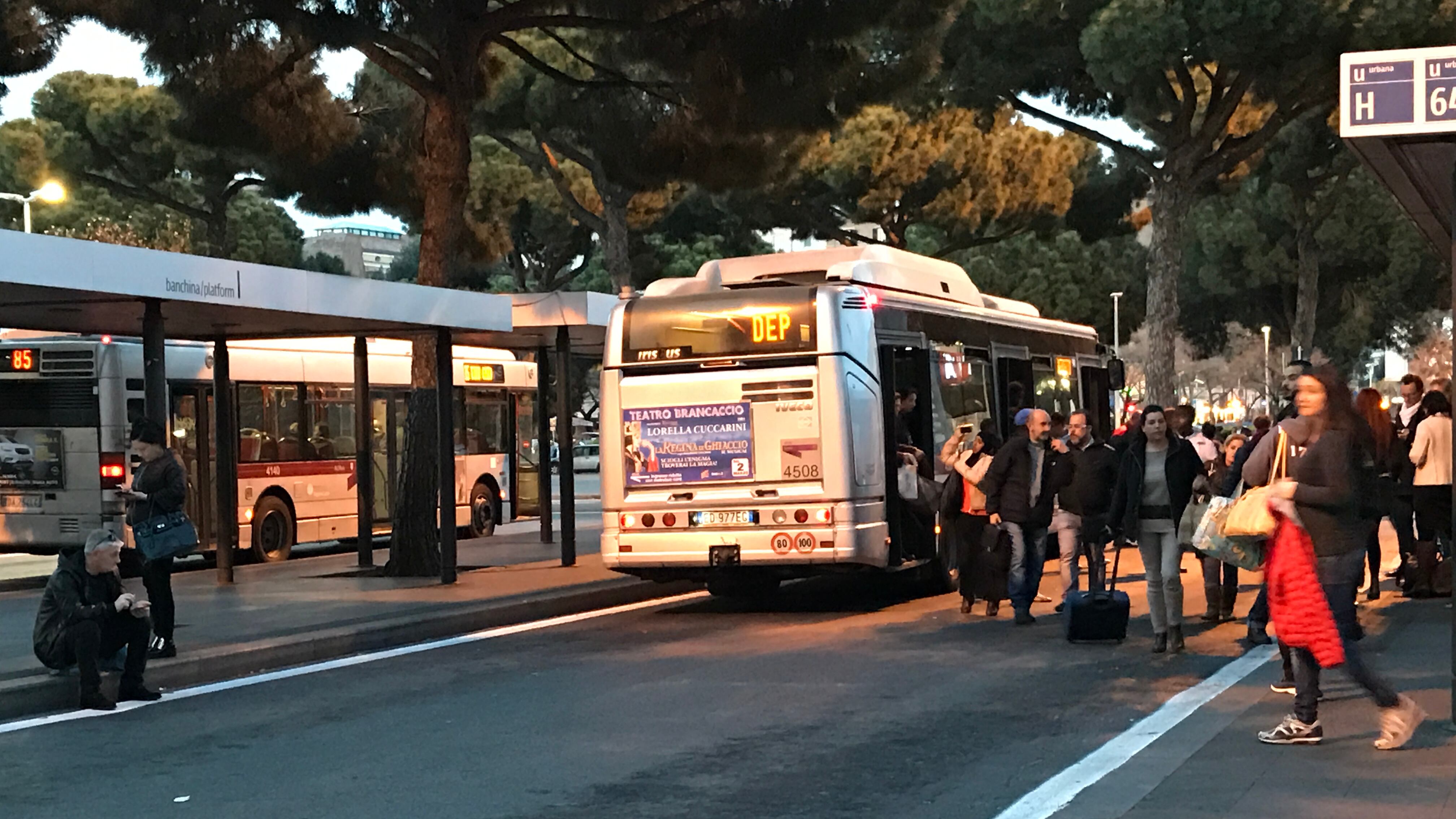 Foggia, autista di bus aggredito: arrestato 42enne pluripregiudicato