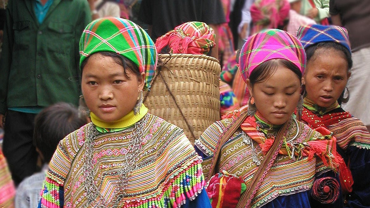 Hmong, il popolo di esuli fuggiti dall'Indocina rossa