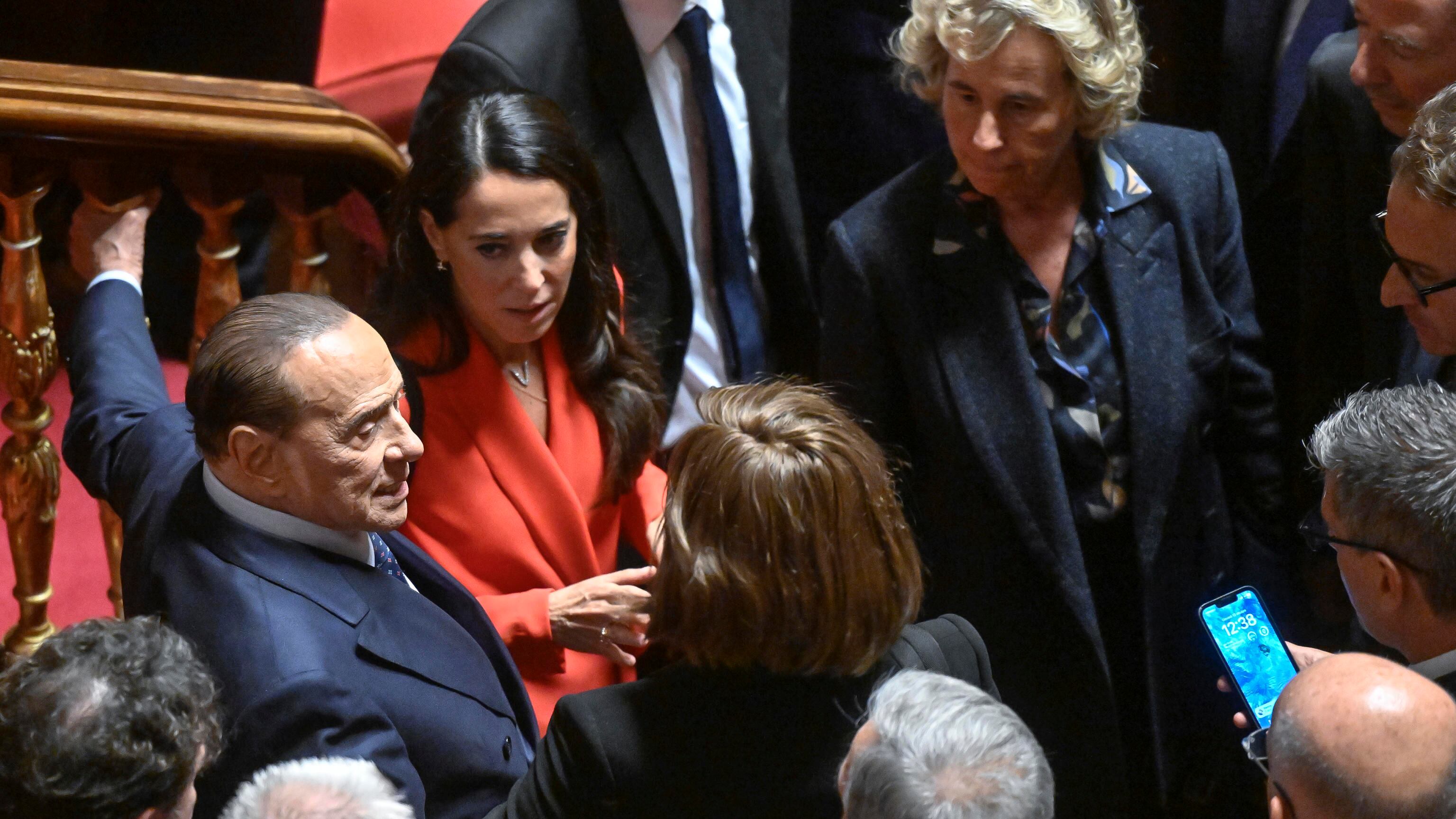 "Ci hanno voluto divise, ma lotteremo insieme". Il sostegno di Ronzulli a Meloni