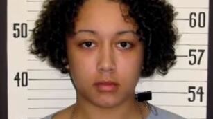 Grazia per Cyntoia: salvata dalle star. A 16 anni uccise il suo stupratore