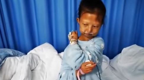 Cina, muore a 24 anni per malnutrizione: per aiutare il fratello campava con 26 centesimi al giorno