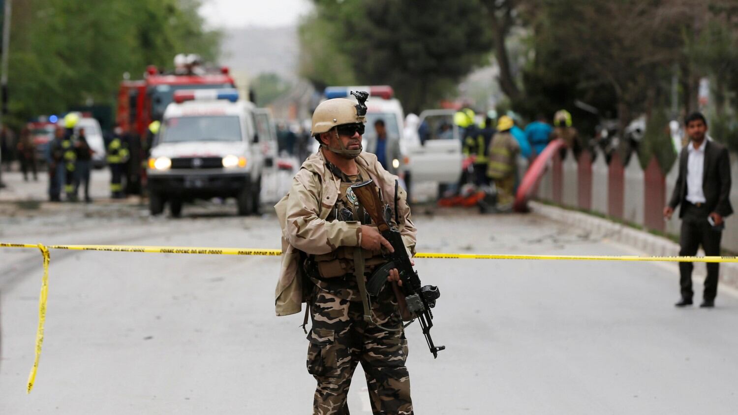 L'Isis attacca una televisione nella città afghana di Jalalabad