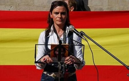 La candidata nuda sui manifesti elettorali 3