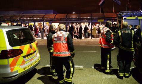 Fuga di sostanze chimiche: evacuato l'aeroporto di Londra 10