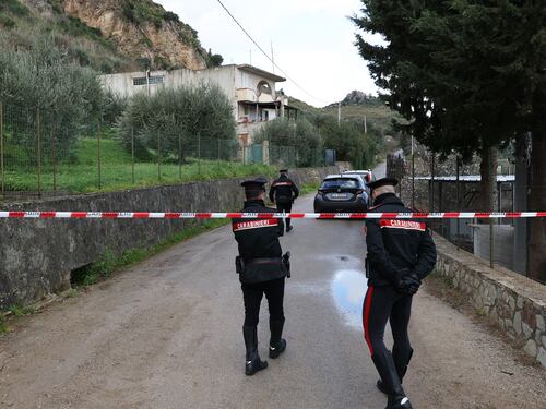 L'attizzatoio, la catena, il fazzoletto: così Barreca ha torturato i figli prima di ucciderli