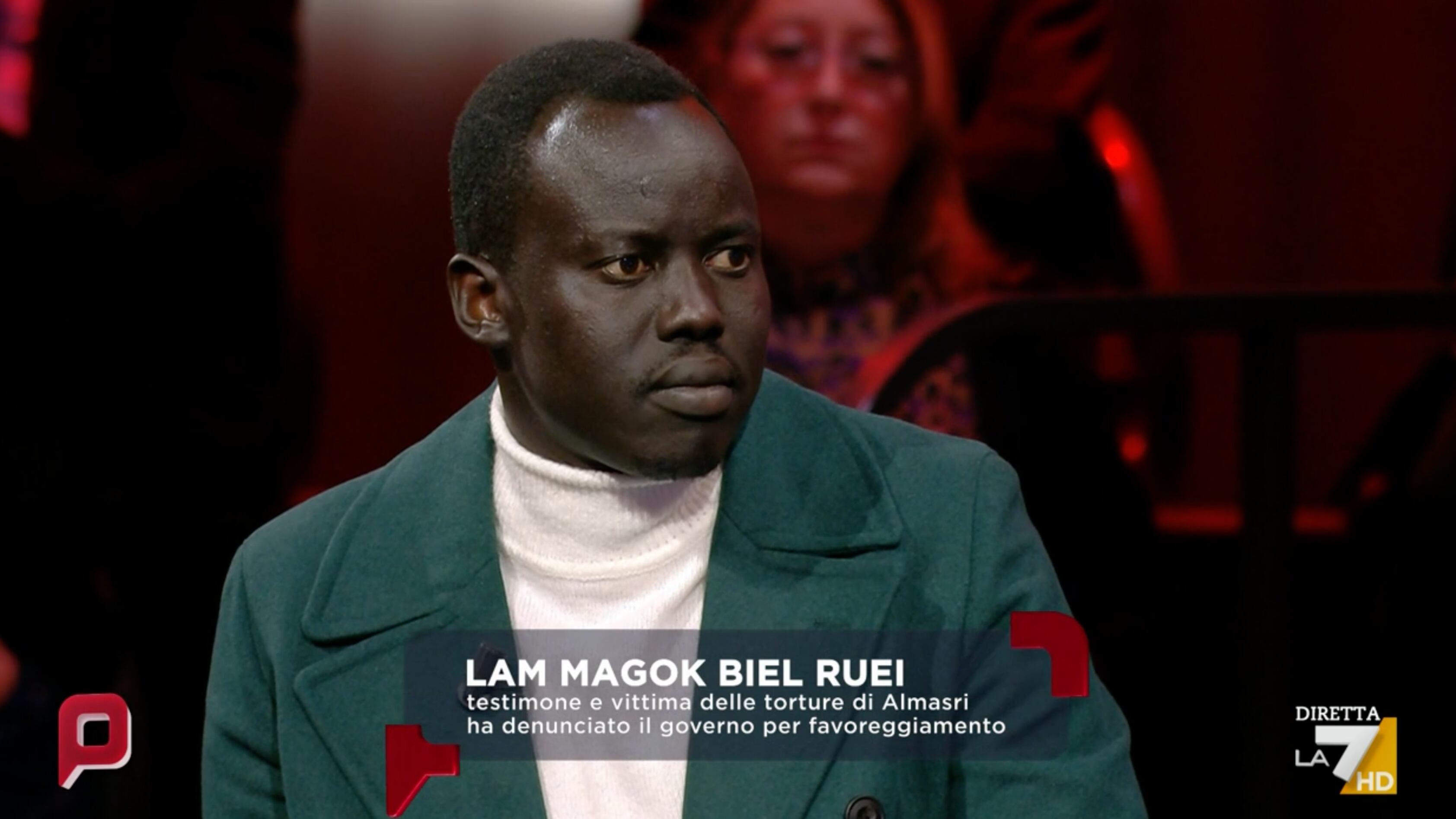 “Lo mandano a uccidere altri bambini”. L’accusa dell’immigrato che ha denunciato Meloni