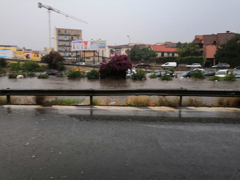 Nubifragio, Palermo in tilt: e nei sottopassi muoiono annegate 4 persone 3