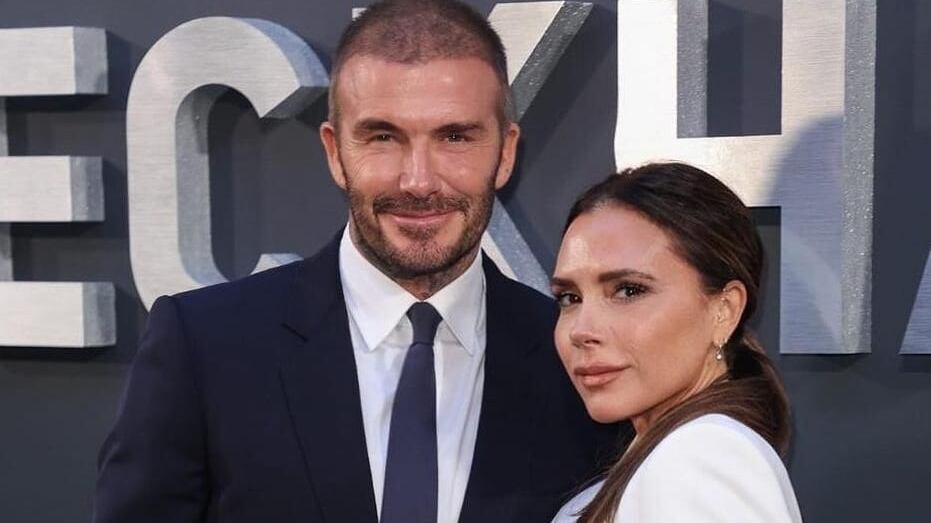 "Devi essere orgogliosa". David Beckham e gli auguri alla moglie Victoria per i suoi 50 anni