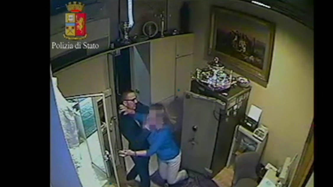 Colpo d'oro in gioielleria Arrestate le «Pantere rosa»