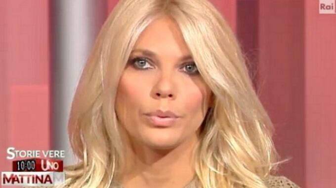 "Un grido disperato dal cielo". Eleonora Daniele prega per la donna bruciata dall’ex marito