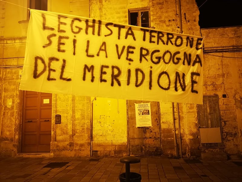 Nel Leccese, piazza vuota per Mattia Santori 3