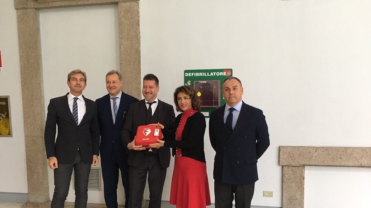 Defibrillatore alle Stelline luogo "cardio protetto"